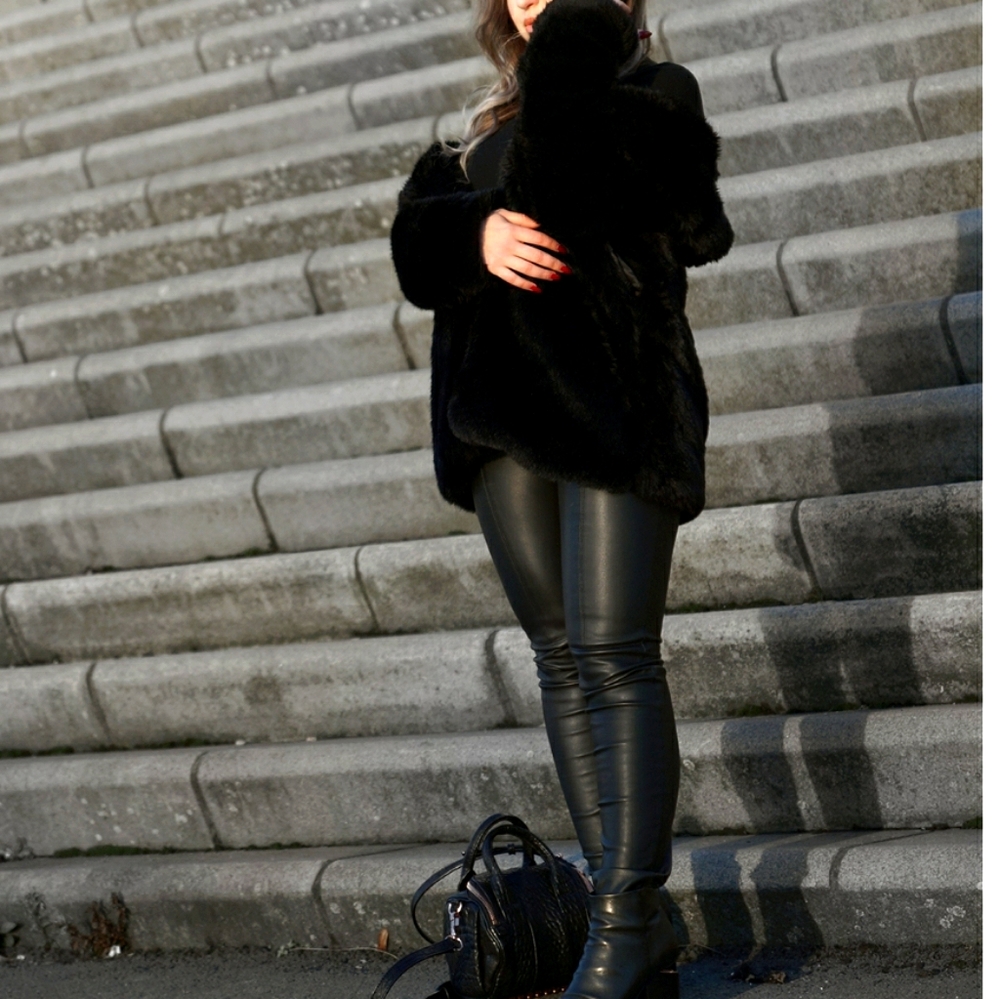Zara black faux fur jacket